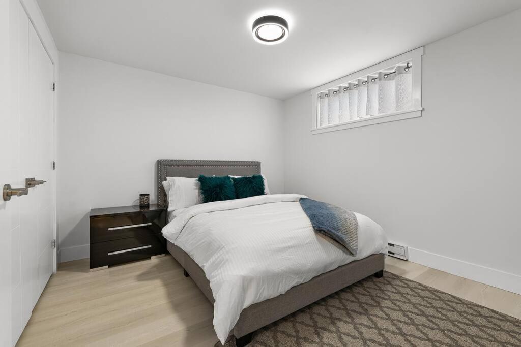 Beautiful 1 Bedroom Apartment - Private Entrance 蒙古顿 外观 照片